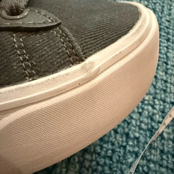 Puma Kaia Mid Platform Gray Sneaker With White Rubber Sole Women Sz 7 - Picture 10 of 11